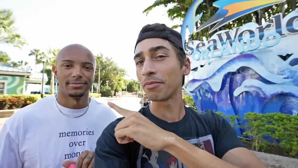 JoJo Crichton and Jason Jete Jeter at SeaWorld for riding every ride challenge